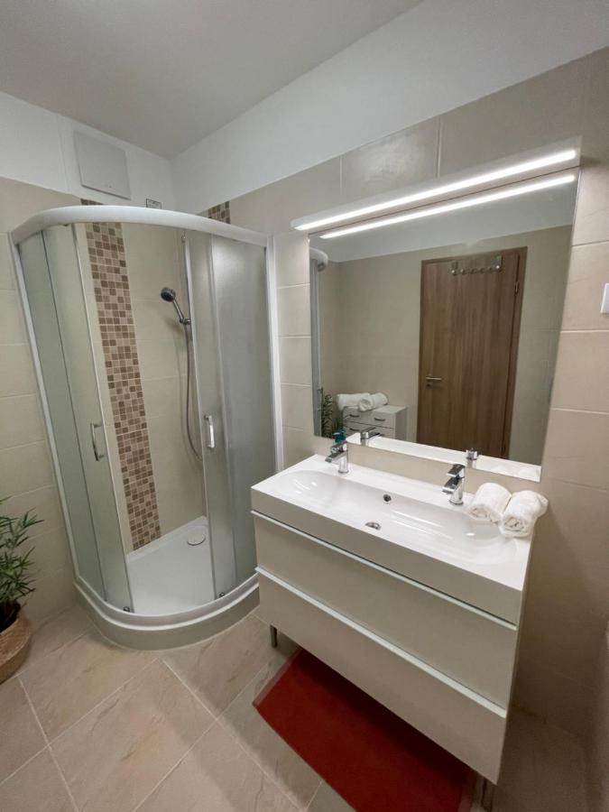 Vizpart Honved Apartman Балатонлелле Экстерьер фото