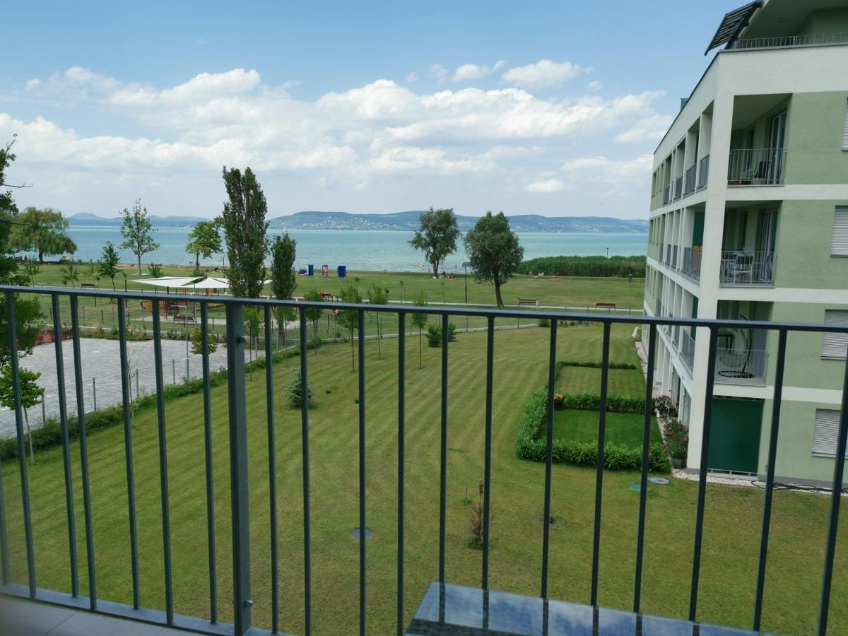 Vizpart Honved Apartman Балатонлелле Экстерьер фото